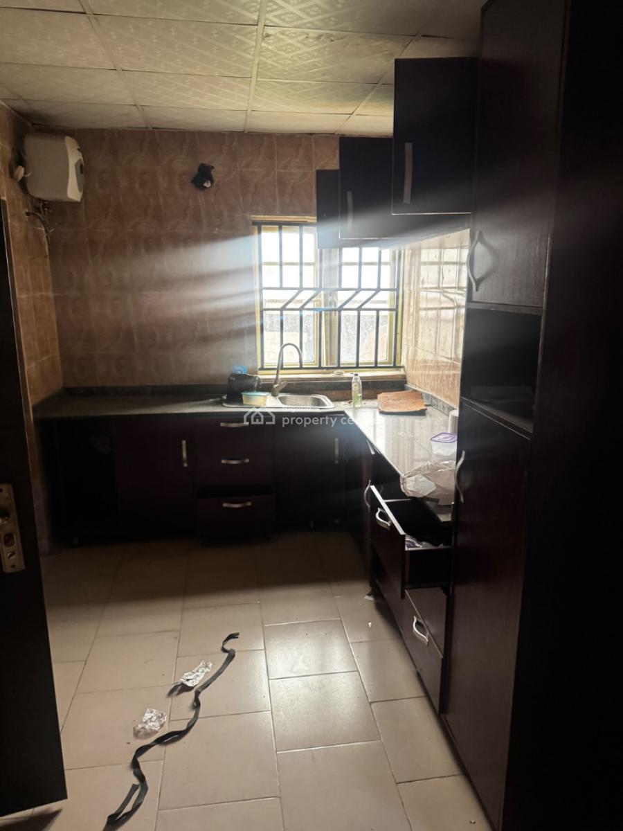 Spacious 2-bedroom Apartment (upstairs), General Paint, Alasia, Ajah, Lagos, Flat / Apartment for Rent