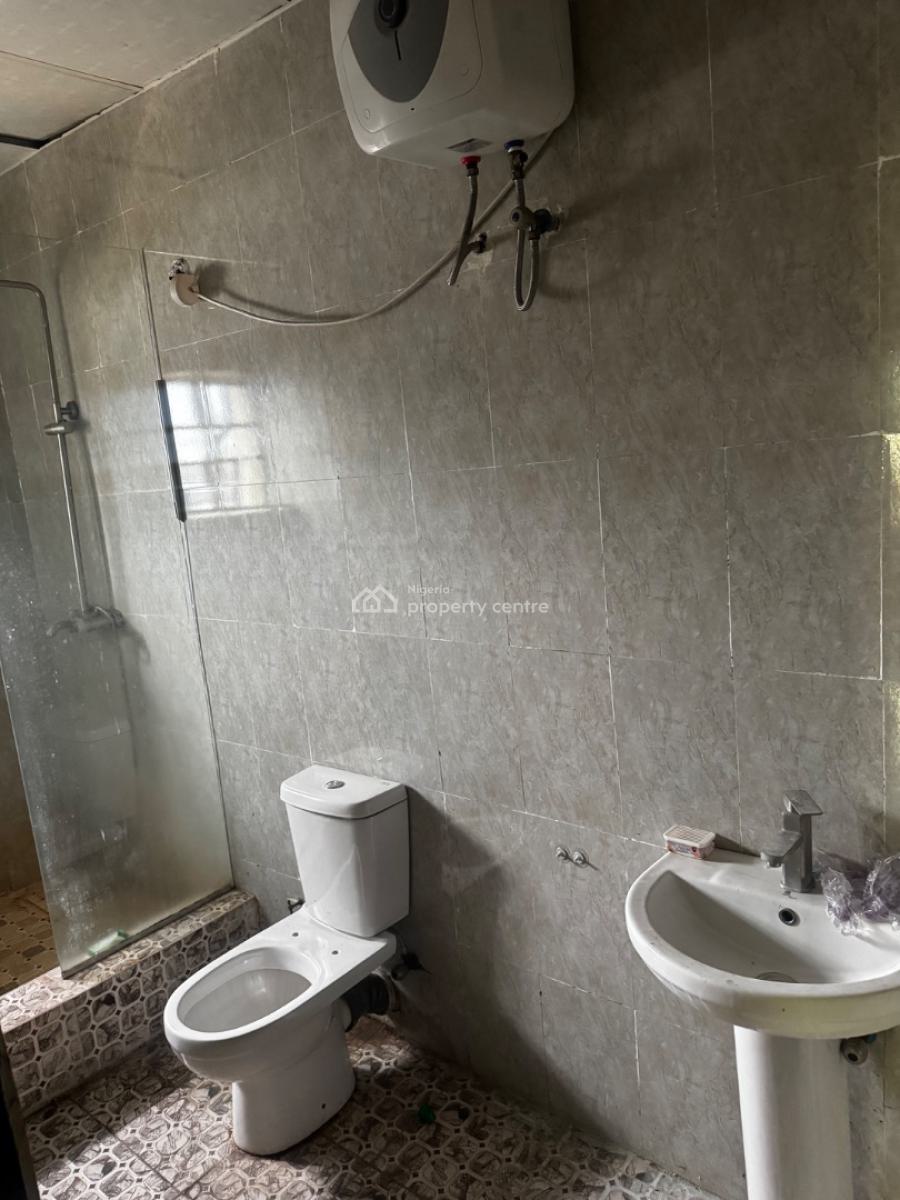 Spacious 2-bedroom Apartment (upstairs), General Paint, Alasia, Ajah, Lagos, Flat / Apartment for Rent