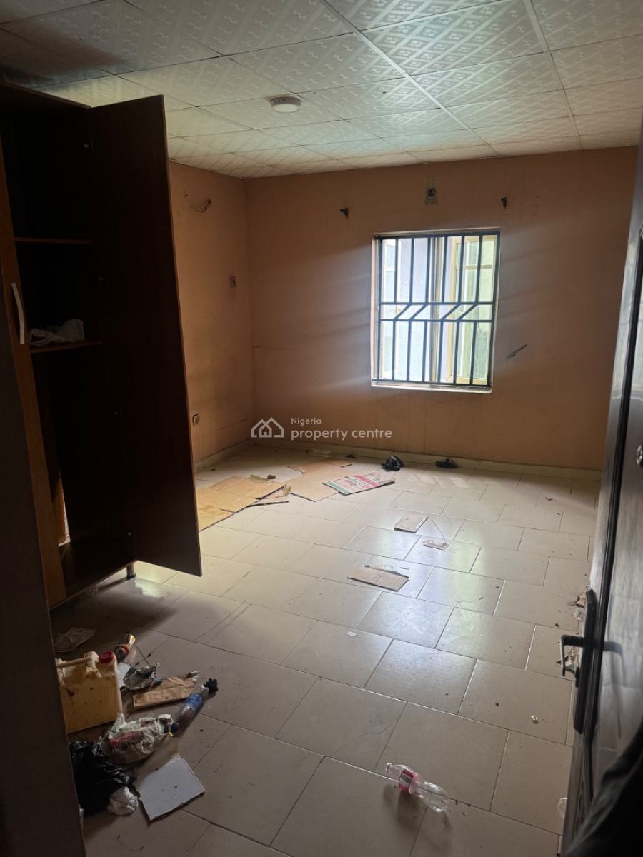 Spacious 2-bedroom Apartment (upstairs), General Paint, Alasia, Ajah, Lagos, Flat / Apartment for Rent
