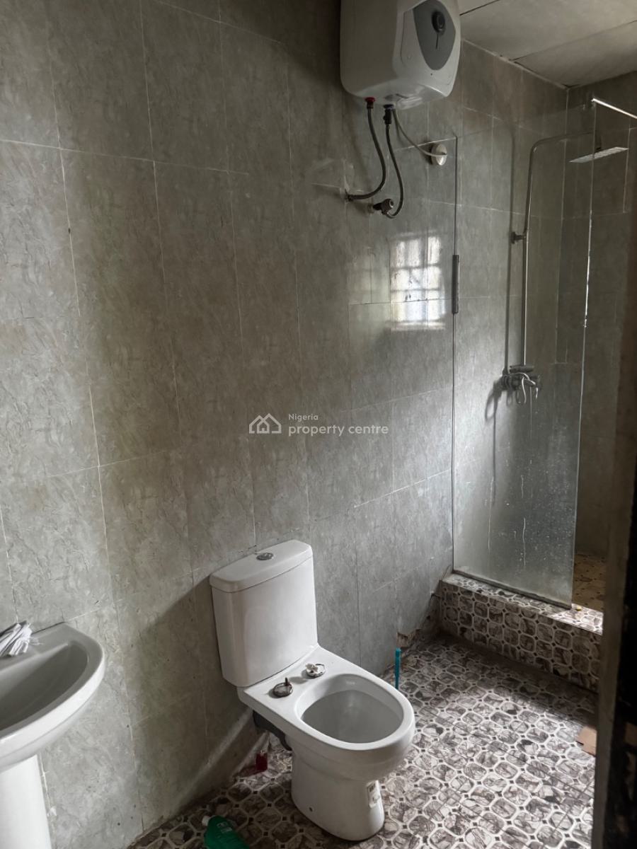 Spacious 2-bedroom Apartment (upstairs), General Paint, Alasia, Ajah, Lagos, Flat / Apartment for Rent