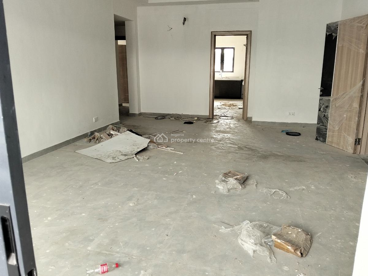 Serviced Three Bedroom Flat, Lekki Phase 1, Lekki, Lagos, Flat / Apartment for Rent