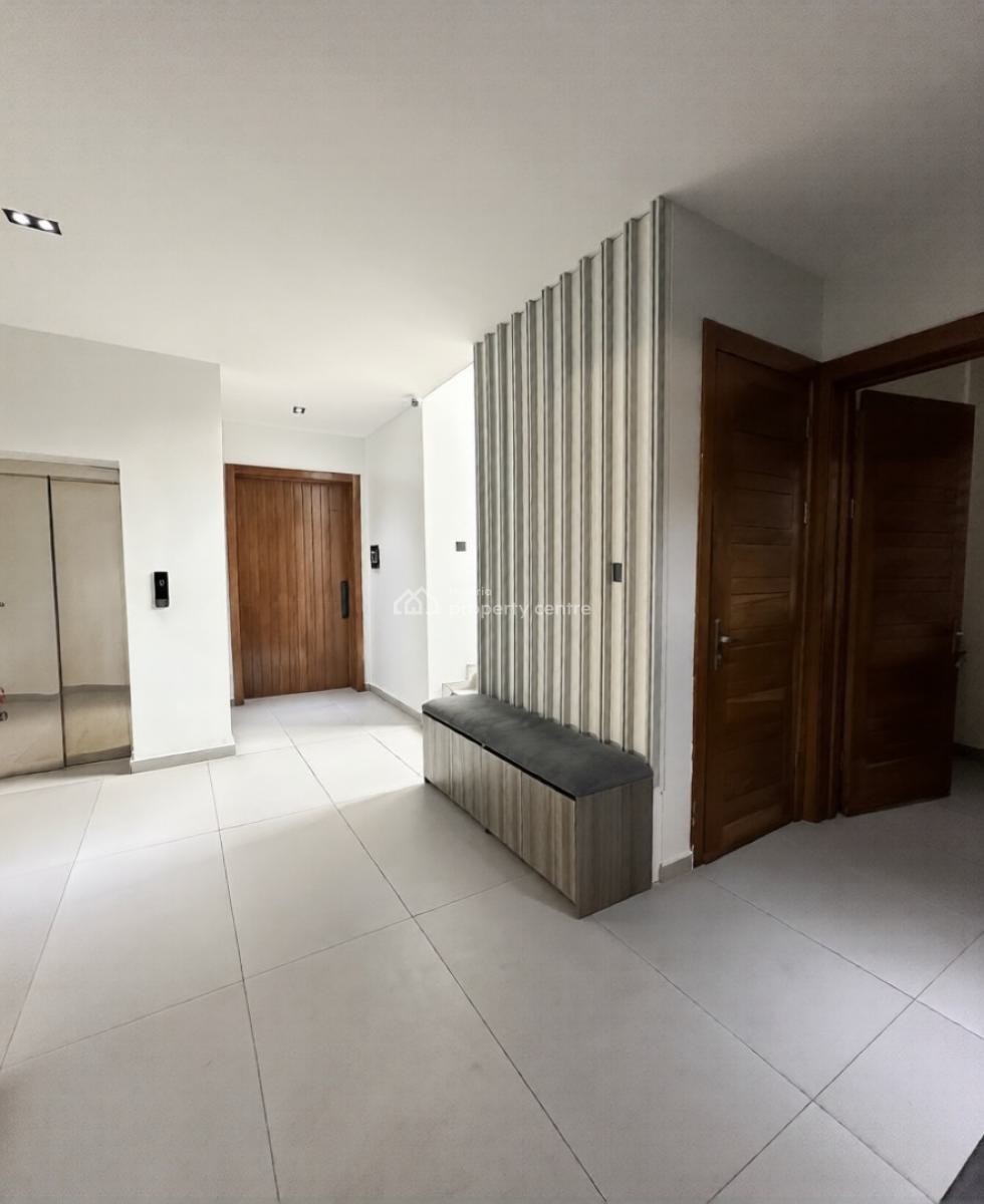 Newly Built 2 Bedroom Apartment, Lekki Phase 1, Lekki, Lagos, Block of Flats for Sale