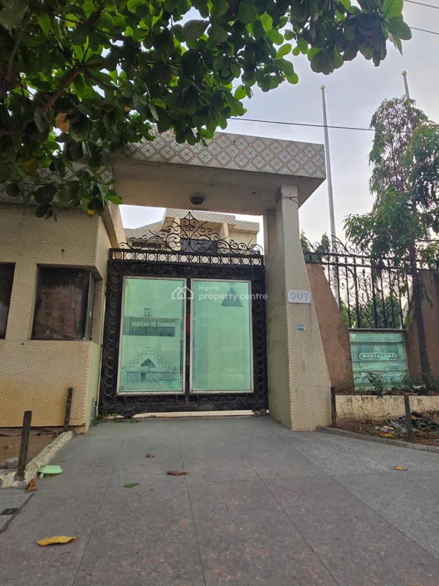 Conner Piece Property on 2600 with a Structure, Victoria Island (vi), Lagos, Mixed-use Land for Sale