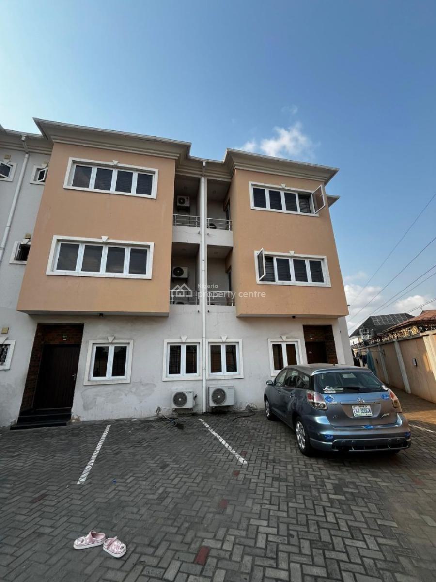 4 Bedroom Terrace Duplex with a Room Bq, Surulere, Lagos, Terraced Duplex for Sale
