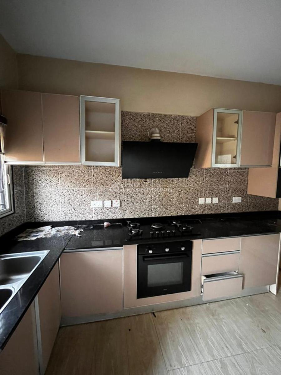 4 Bedroom Terrace Duplex with a Room Bq, Surulere, Lagos, Terraced Duplex for Sale