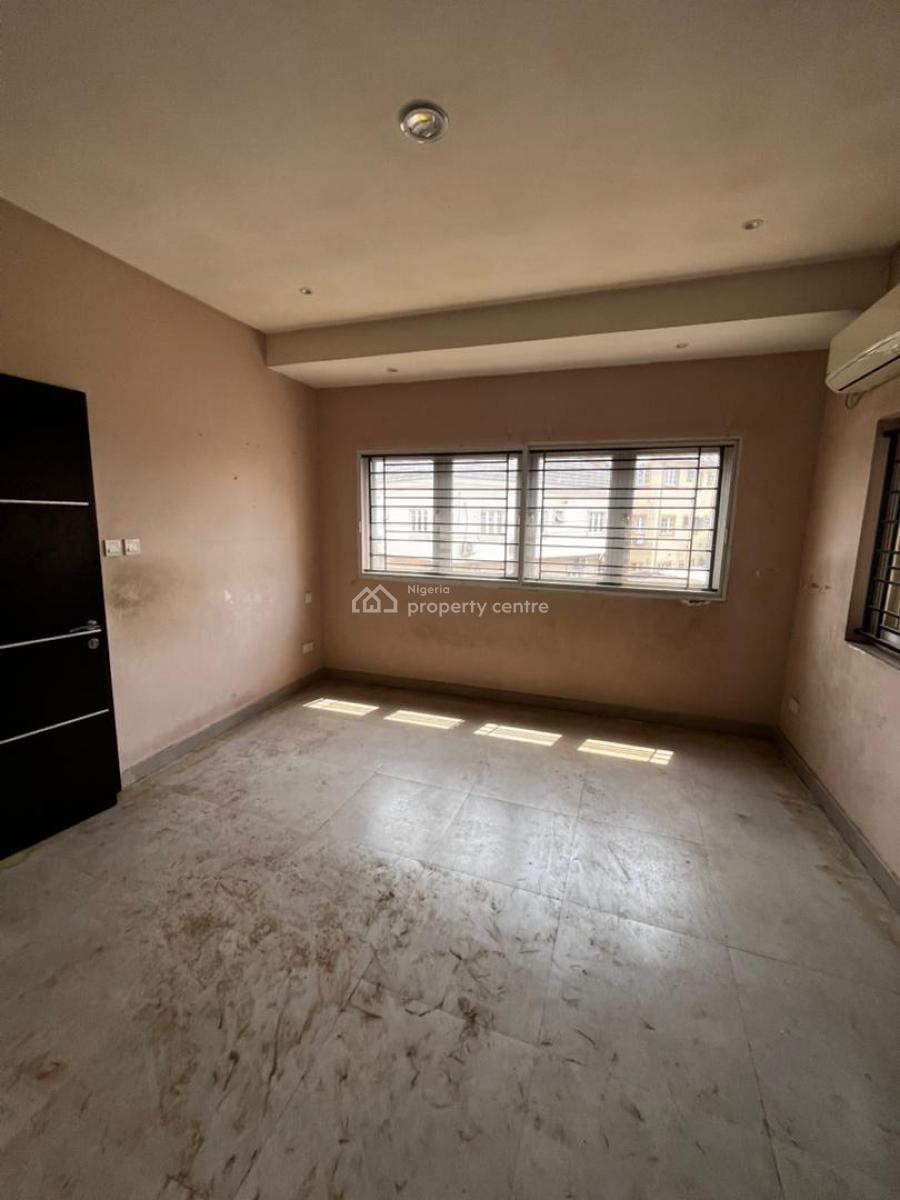 4 Bedroom Terrace Duplex with a Room Bq, Surulere, Lagos, Terraced Duplex for Sale