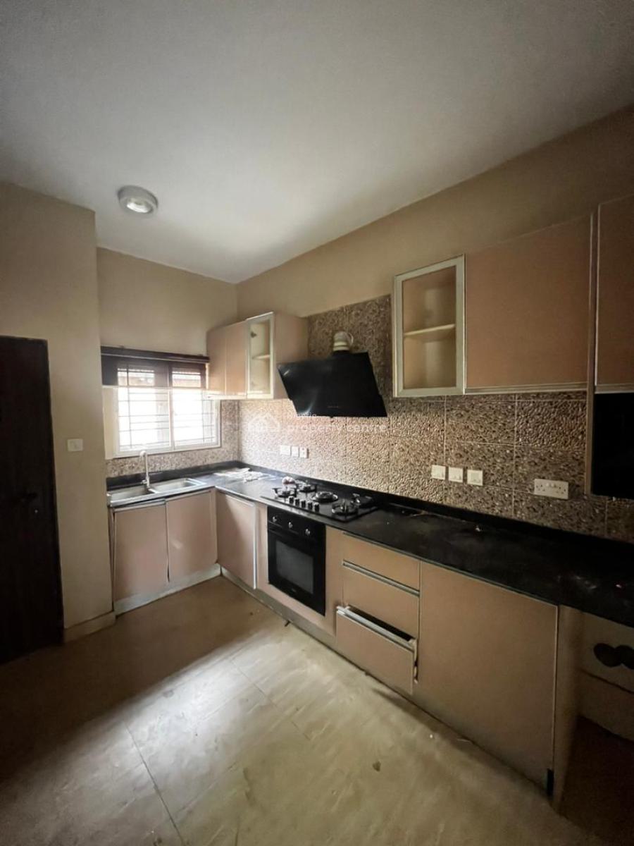 4 Bedroom Terrace Duplex with a Room Bq, Surulere, Lagos, Terraced Duplex for Sale