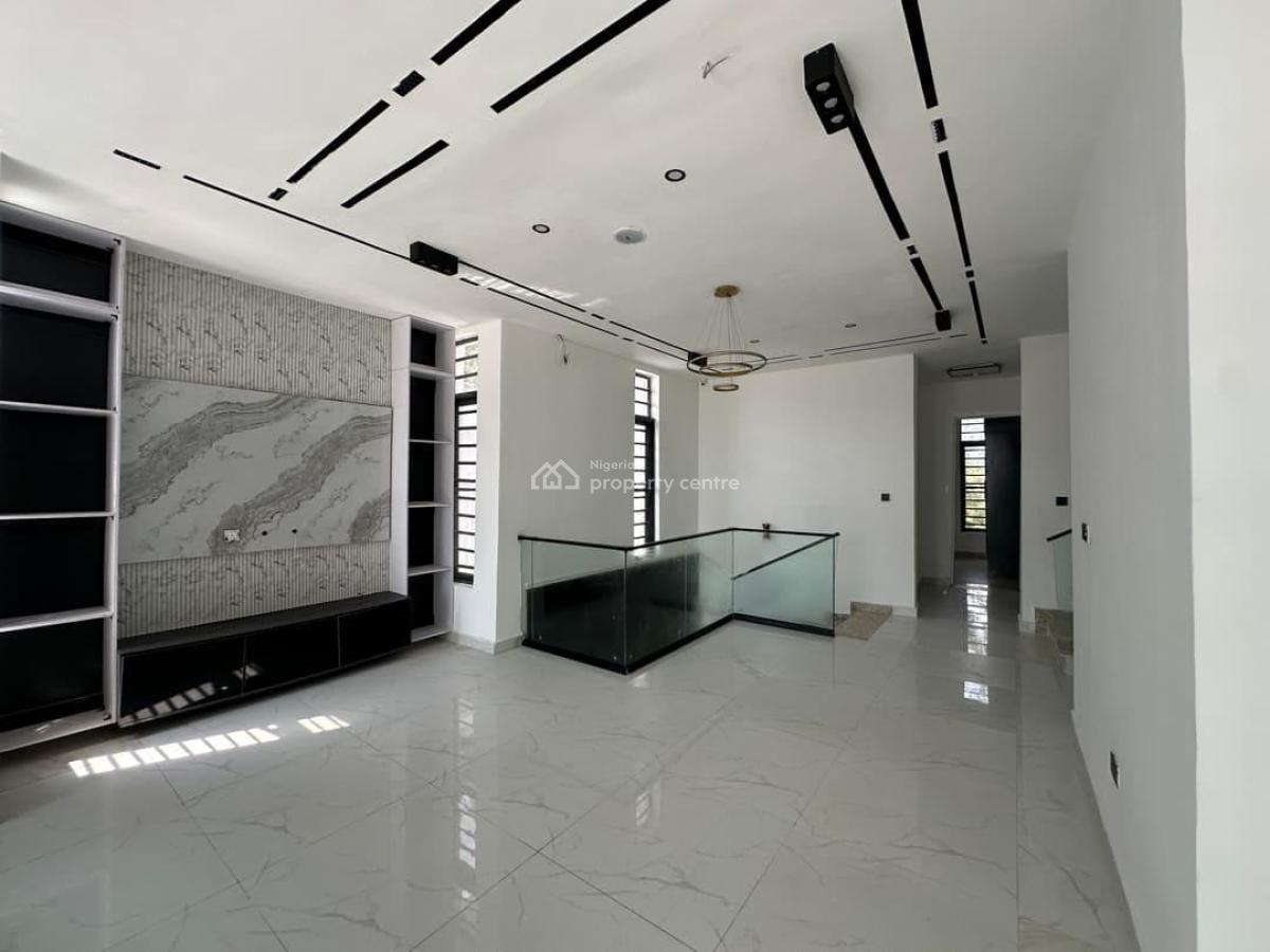 5 Bedroom Fully Detached House, Ikota, Lekki, Lagos, Detached Duplex for Sale