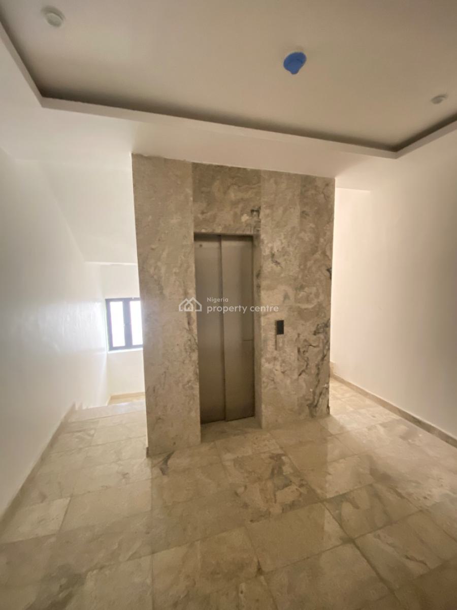 Lovely 2 Bedroom Apartment with 24hrs Power, Lekki Phase 1, Lekki, Lagos, Block of Flats for Sale