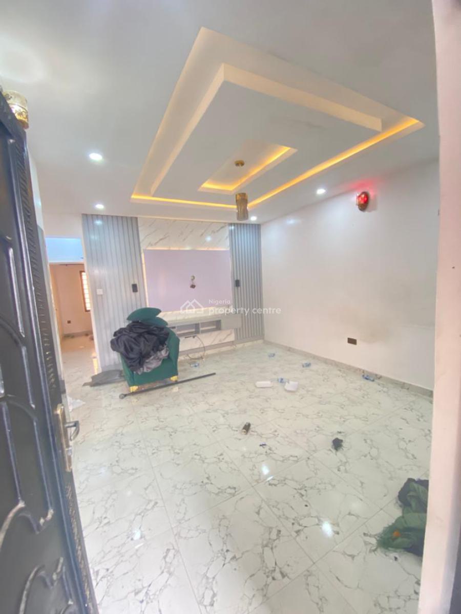 Well Maintained 2 Bedroom Apartment in a Secured Estate, Lagos Business School, Ajah, Lagos, Flat / Apartment for Rent