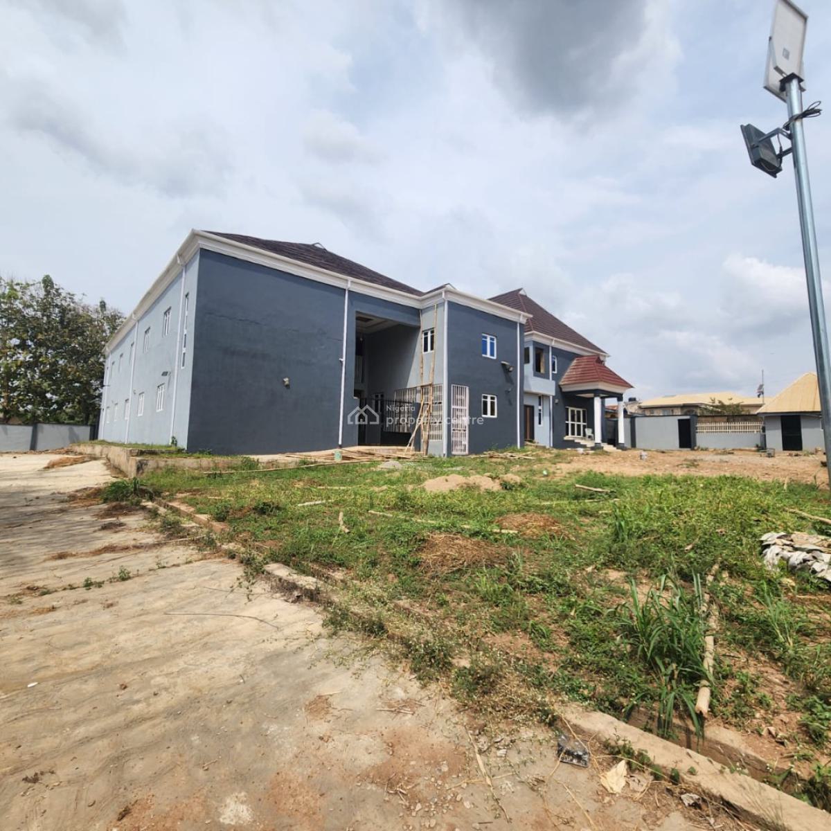 New 17 Classroom Building, Odo Ona Kekere, Ibadan, Oyo, School for Sale