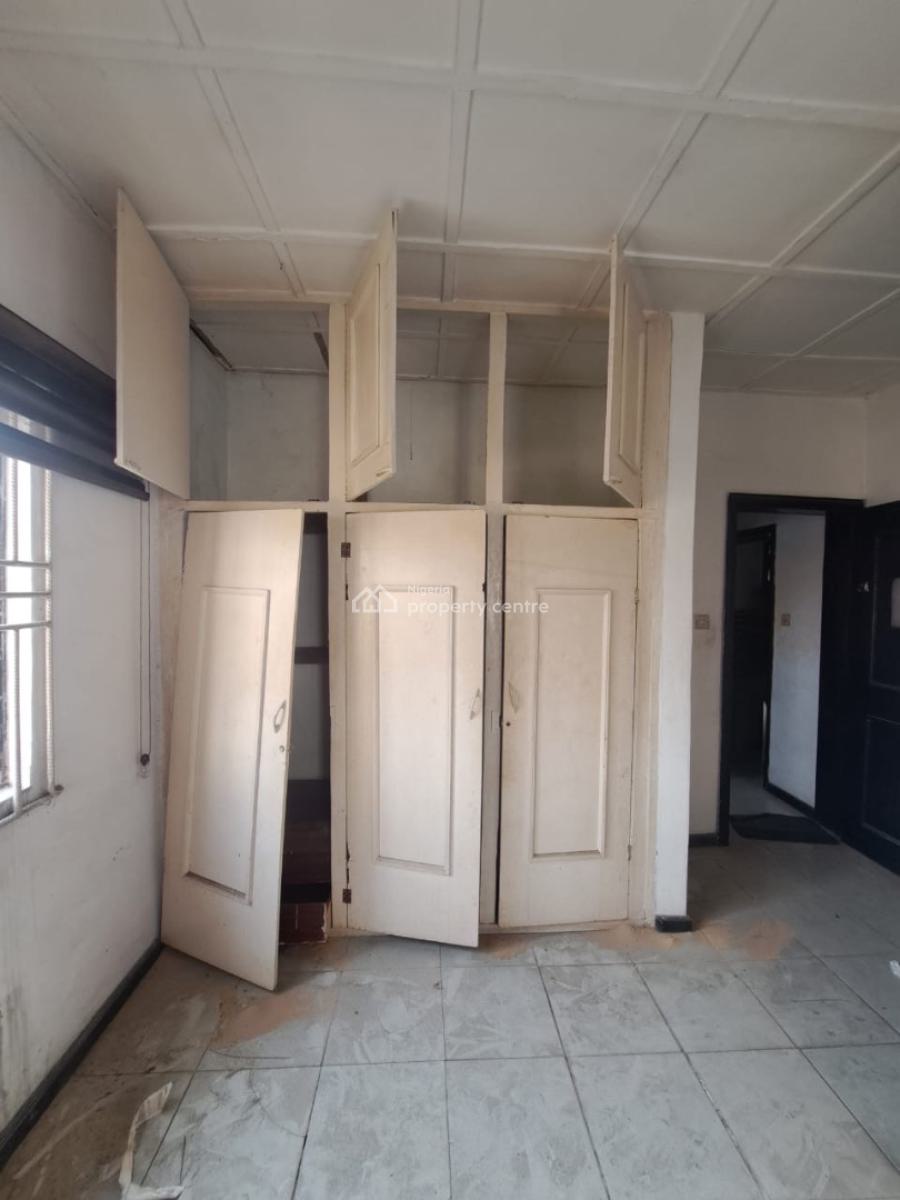 Exquisite Spacious Room Self Contain, Agungi, Lekki, Lagos, Self Contain (single Rooms) for Rent