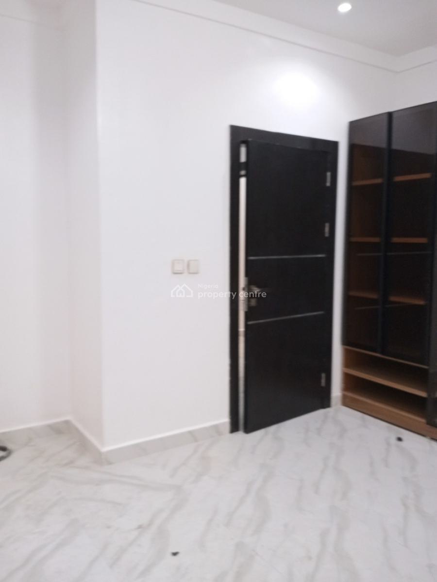 4 Bedroom Semi Detached Duplex, Olorunibe Street, Adeniyi Jones, Ikeja, Lagos, Flat / Apartment for Rent