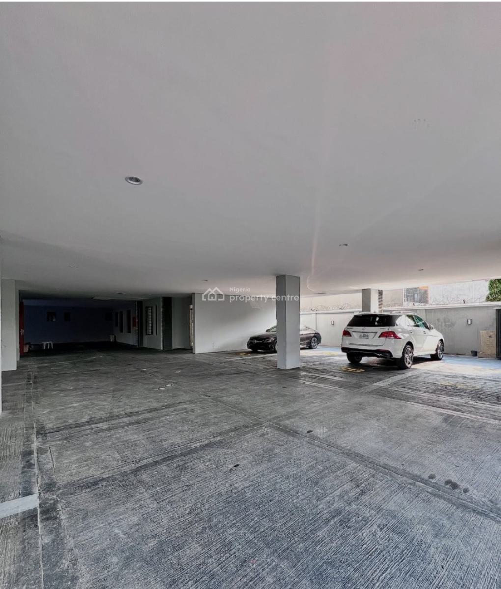 Fully Serviced  2 Bedroom Apartments with Elevator, Swimming Pool, Gym, Lekki Phase 1, Lekki, Lagos, Flat / Apartment for Sale