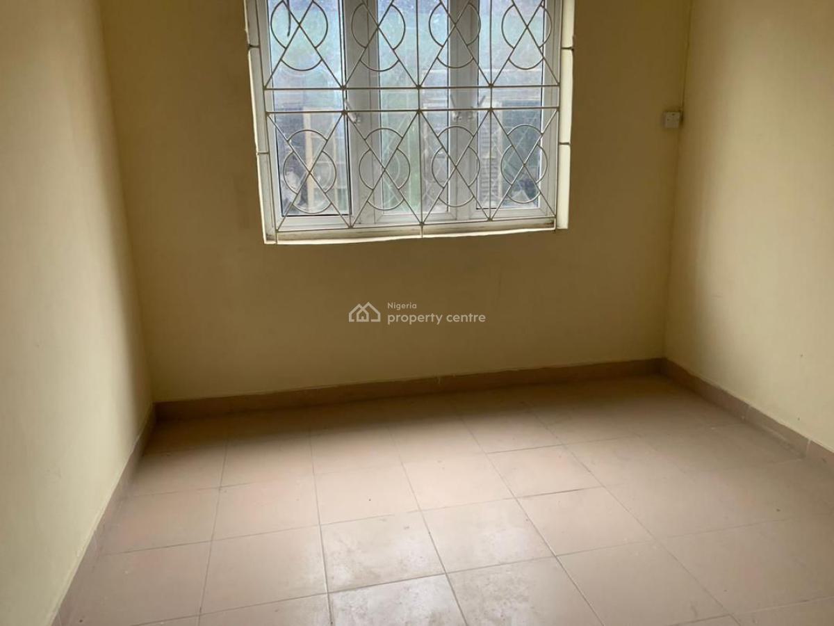 Commercial Property on 3 Floors Plus a Penthouse, Ikorodu Road, Fadeyi, Shomolu, Lagos, Office Space for Rent