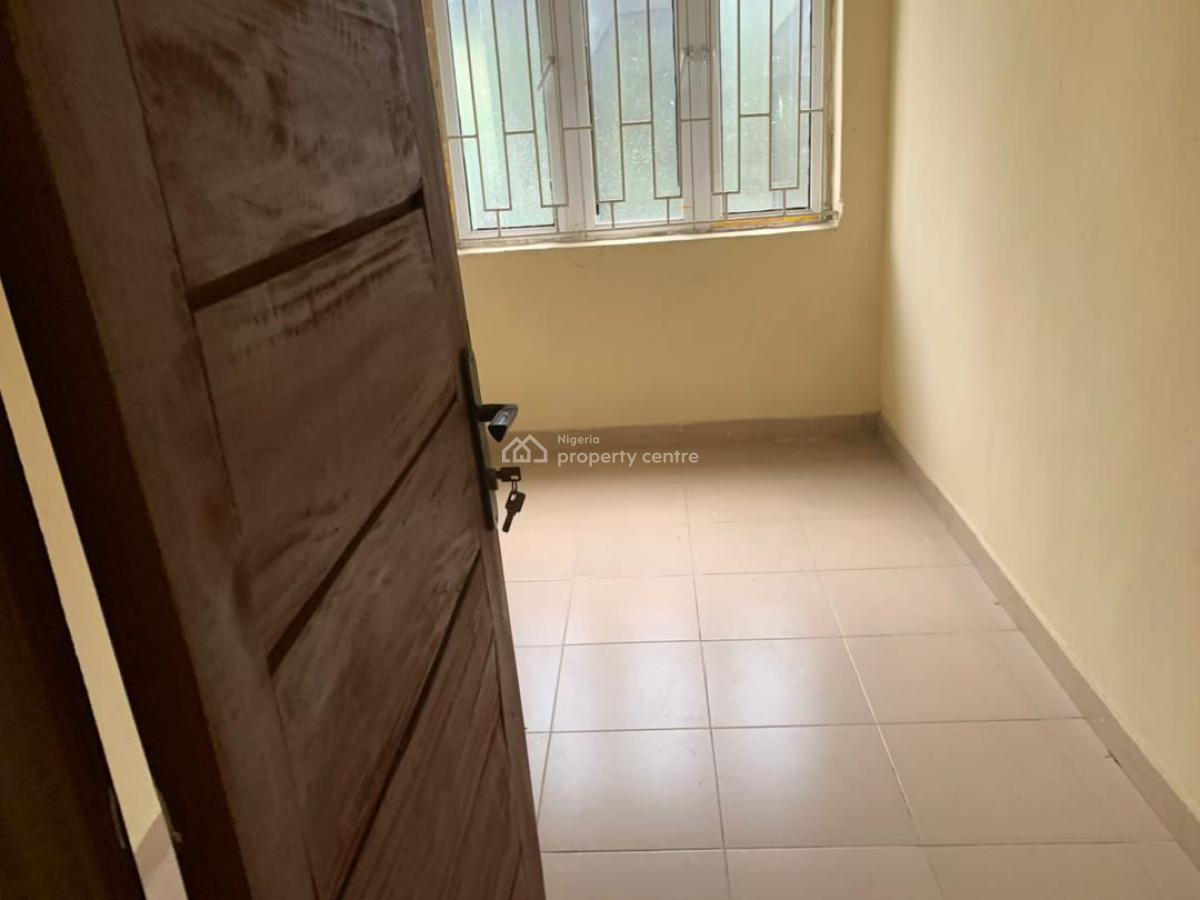 Commercial Property on 3 Floors Plus a Penthouse, Ikorodu Road, Fadeyi, Shomolu, Lagos, Office Space for Rent