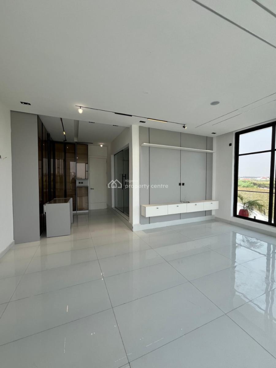 5 Bedroom Fully Detached Duplex with Bq and Swimming Pool, Chevron Drive, Lekki Expressway, Lekki, Lagos, Detached Duplex for Sale