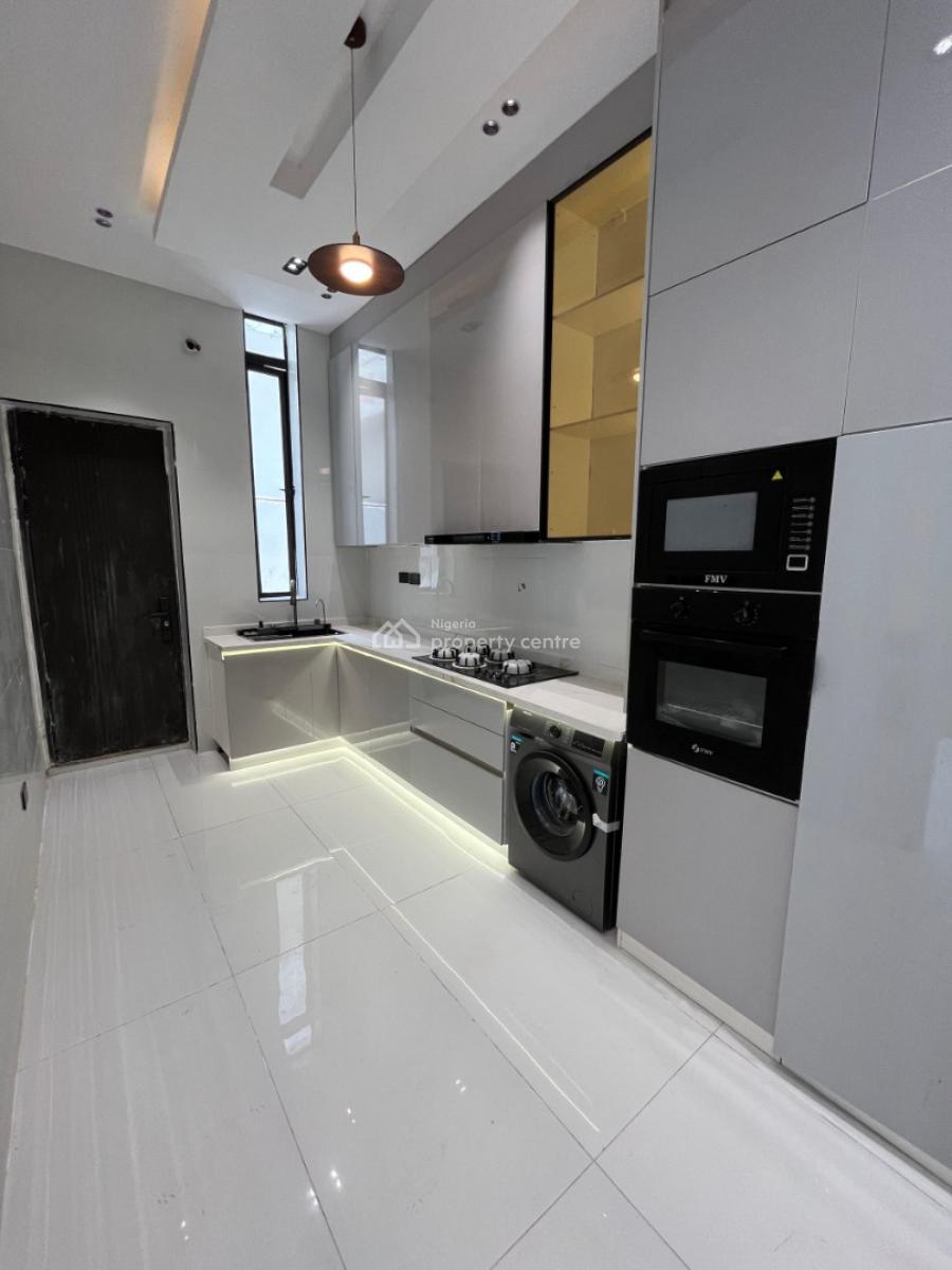 5 Bedroom Fully Detached Duplex with Bq and Swimming Pool, Chevron Drive, Lekki Expressway, Lekki, Lagos, Detached Duplex for Sale