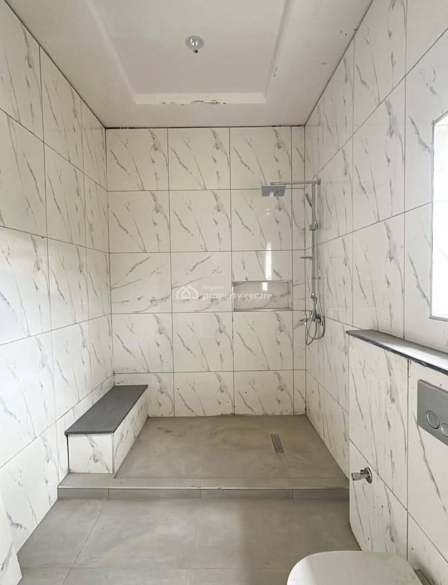 6 Bedrooms Semi Detached Duplex with a Bq, Durumi, Abuja, Semi-detached Duplex for Rent