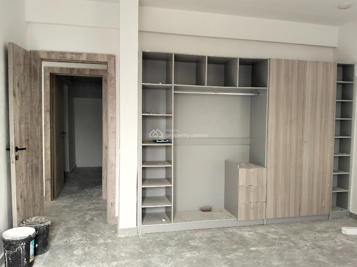 Luxury & Serviced 2 Bedroom Flat, Lekki Phase 1, Lekki, Lagos, Flat / Apartment for Rent
