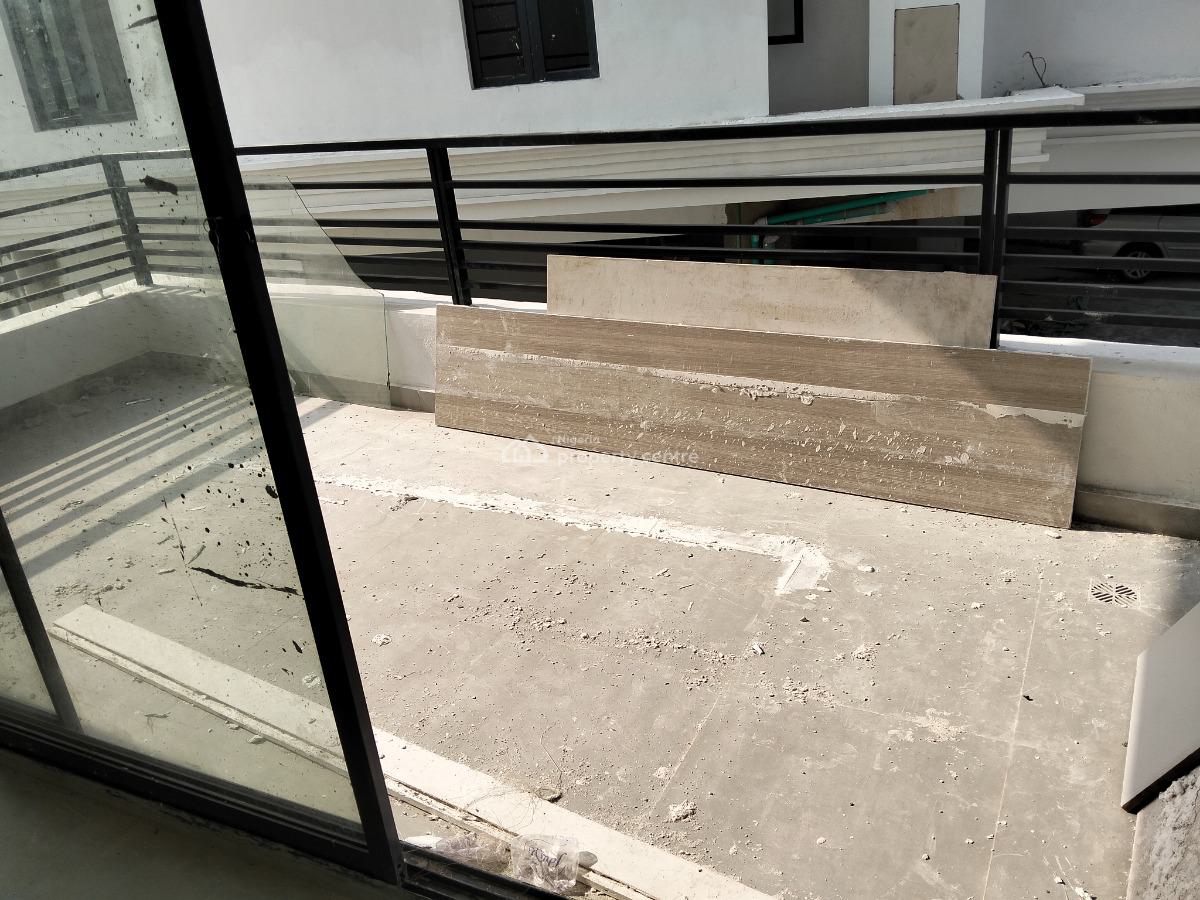 Luxury & Serviced 2 Bedroom Flat, Lekki Phase 1, Lekki, Lagos, Flat / Apartment for Rent