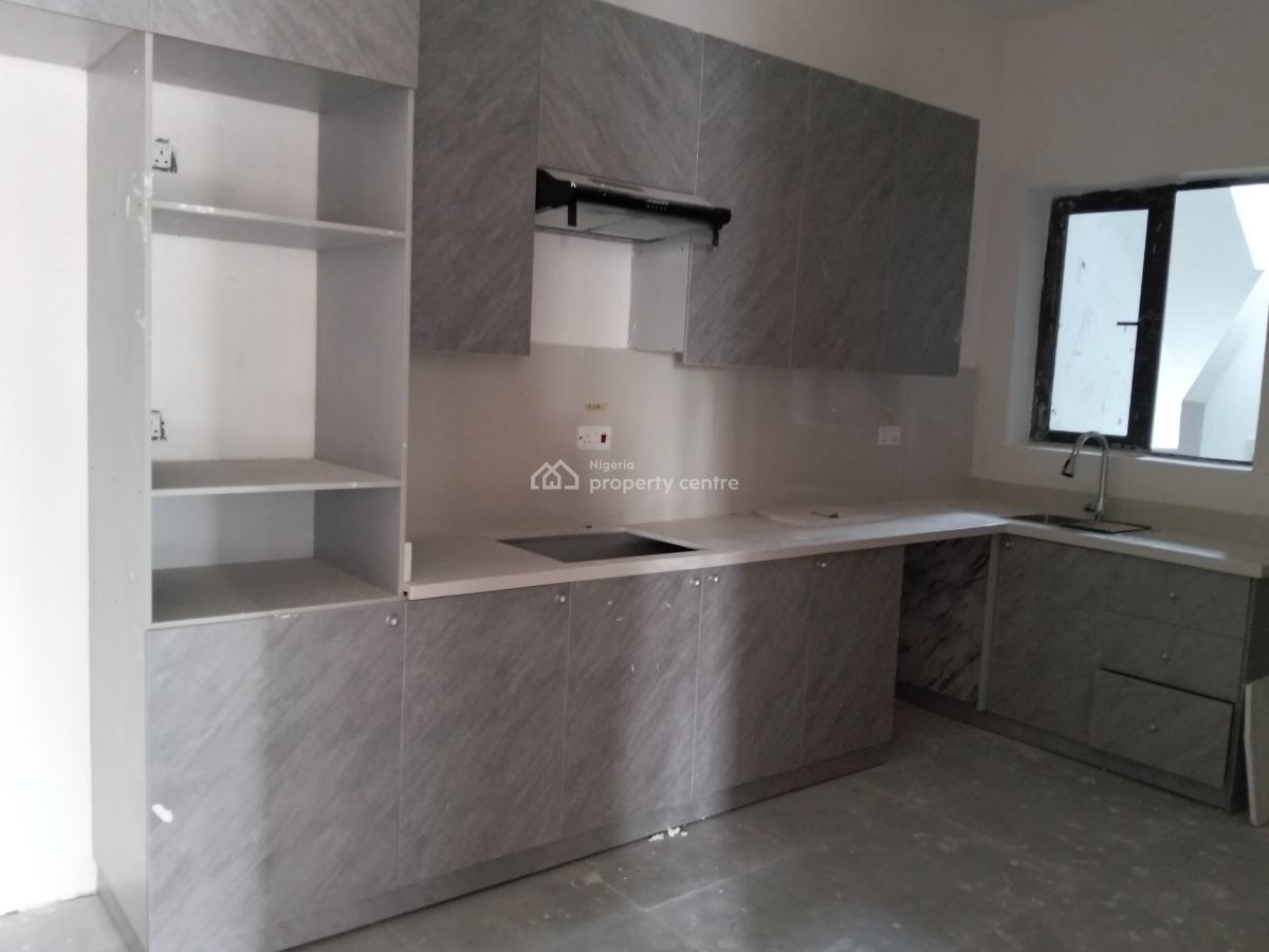 Luxury & Serviced 2 Bedroom Flat, Lekki Phase 1, Lekki, Lagos, Flat / Apartment for Rent