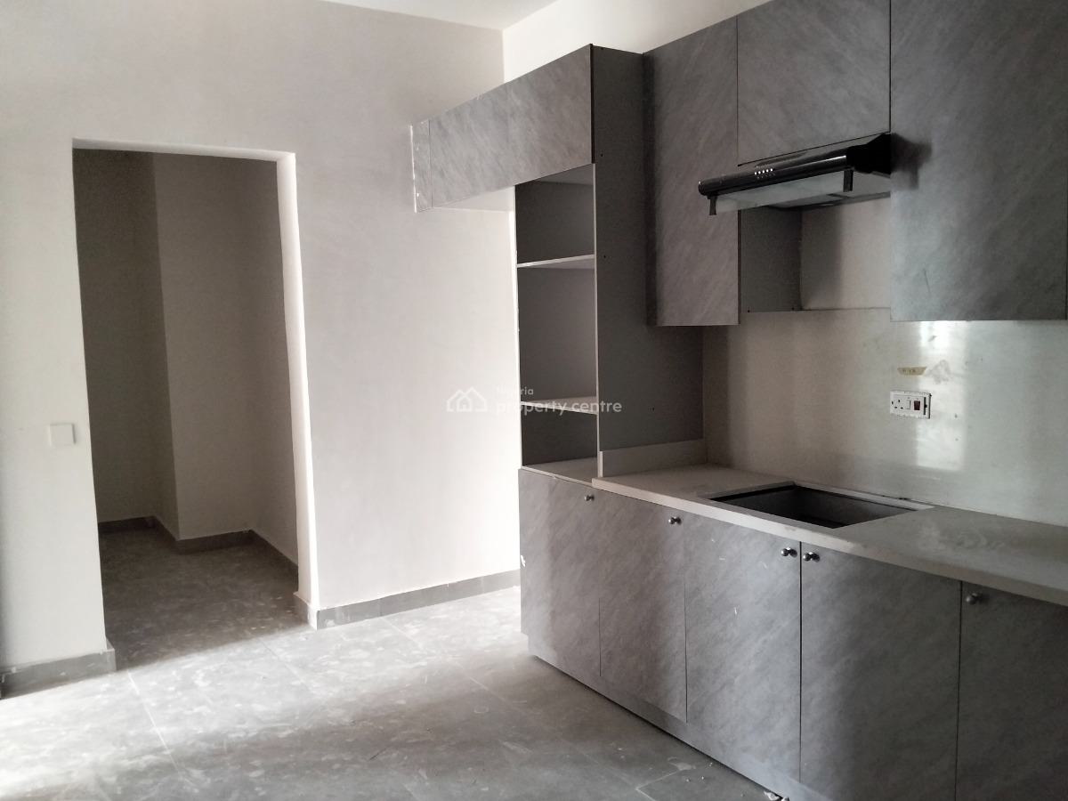 Luxury & Serviced 2 Bedroom Flat, Lekki Phase 1, Lekki, Lagos, Flat / Apartment for Rent