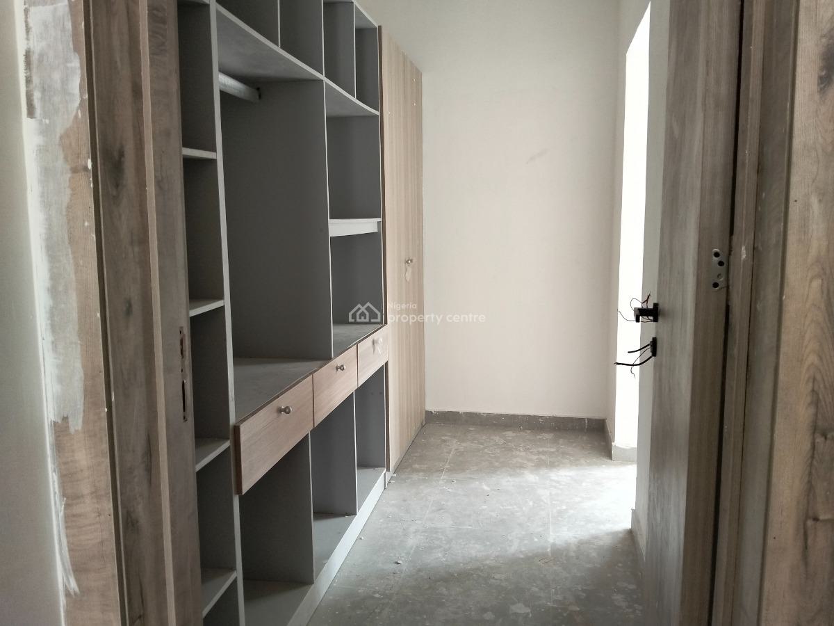 Luxury & Serviced 2 Bedroom Flat, Lekki Phase 1, Lekki, Lagos, Flat / Apartment for Rent