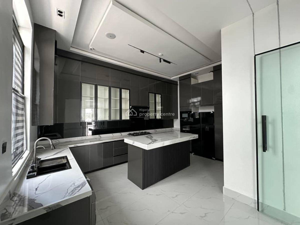 5 Bedroom Fully Detached House, Ikota, Lekki, Lagos, Detached Duplex for Sale