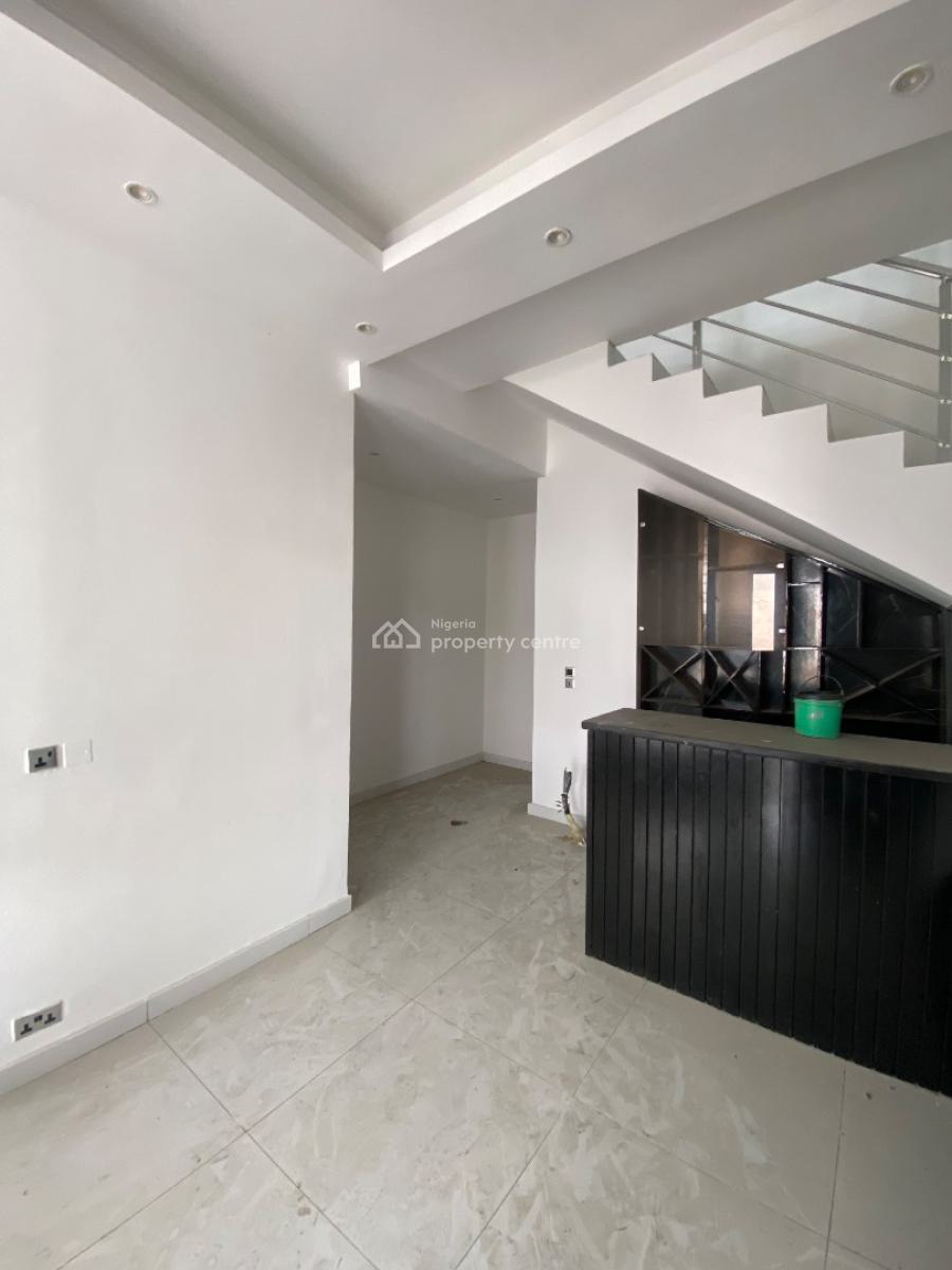 Lovely 4 Bed Terrace Duplex, Lekki Phase 1, Lekki, Lagos, Terraced Duplex for Sale