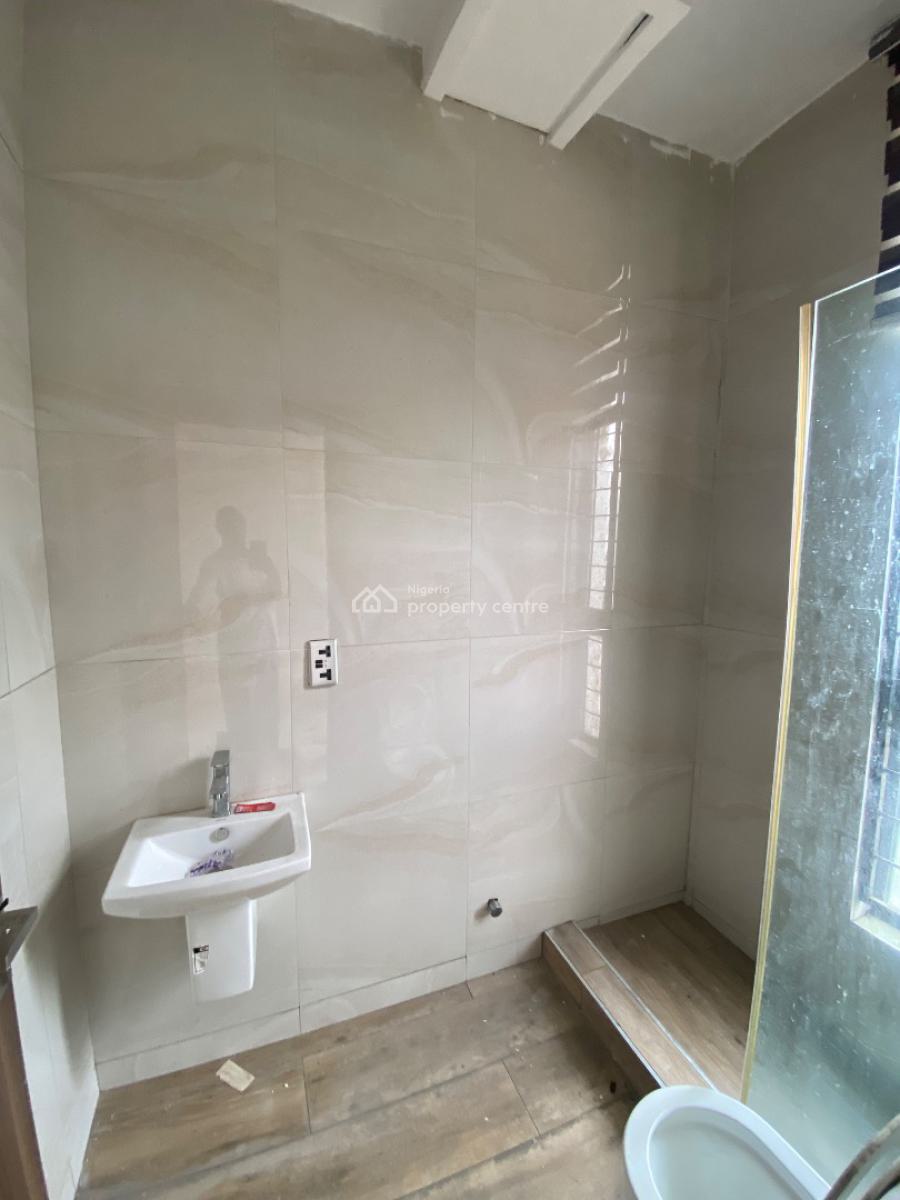 Lovely 4 Bed Terrace Duplex, Lekki Phase 1, Lekki, Lagos, Terraced Duplex for Sale