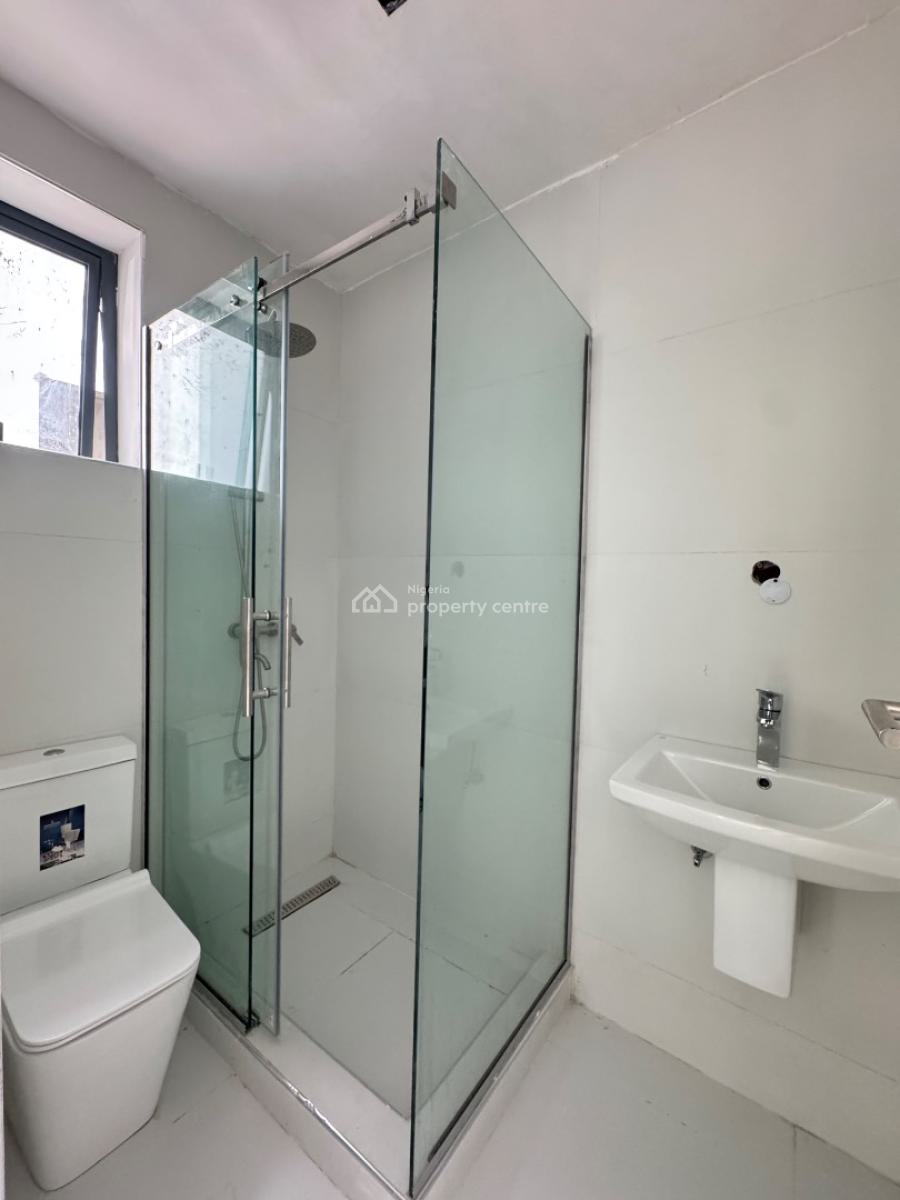 Brand New Two (2) Bedroom Apartment with Pool, Gym and Elevator, Lekki Phase 1, Lekki, Lagos, Flat / Apartment for Rent