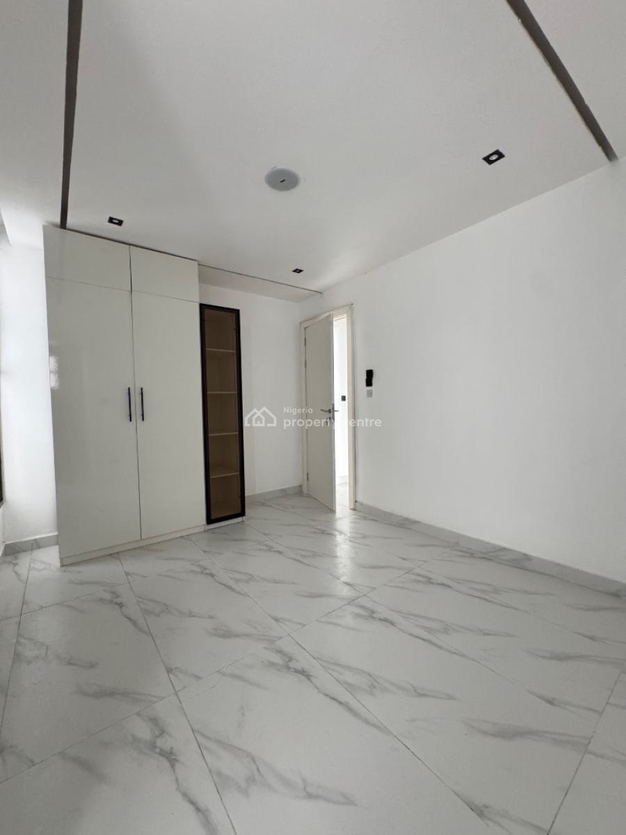 Brand New Two (2) Bedroom Apartment with Pool, Gym and Elevator, Lekki Phase 1, Lekki, Lagos, Flat / Apartment for Rent