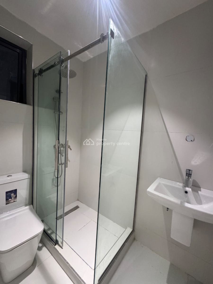 Full Automated Two (2) Bed Apartment with Pool, Gym and Elevator, Lekki Phase 1, Lekki, Lagos, Flat / Apartment for Rent