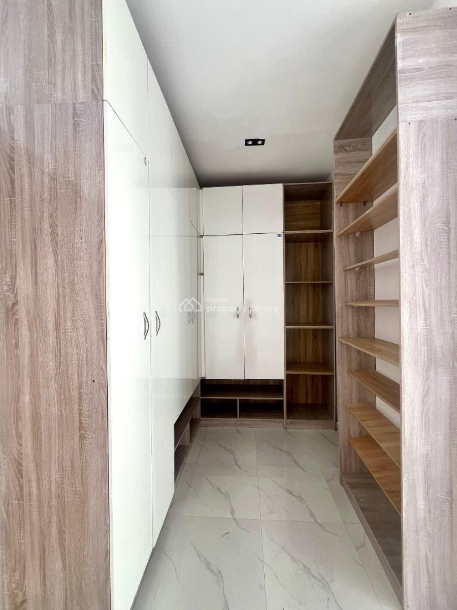 Well Built 4 Terraced Duplex with Bq in a Serene Environment in Ikota, Ikota, Lekki, Lagos, Terraced Duplex for Sale