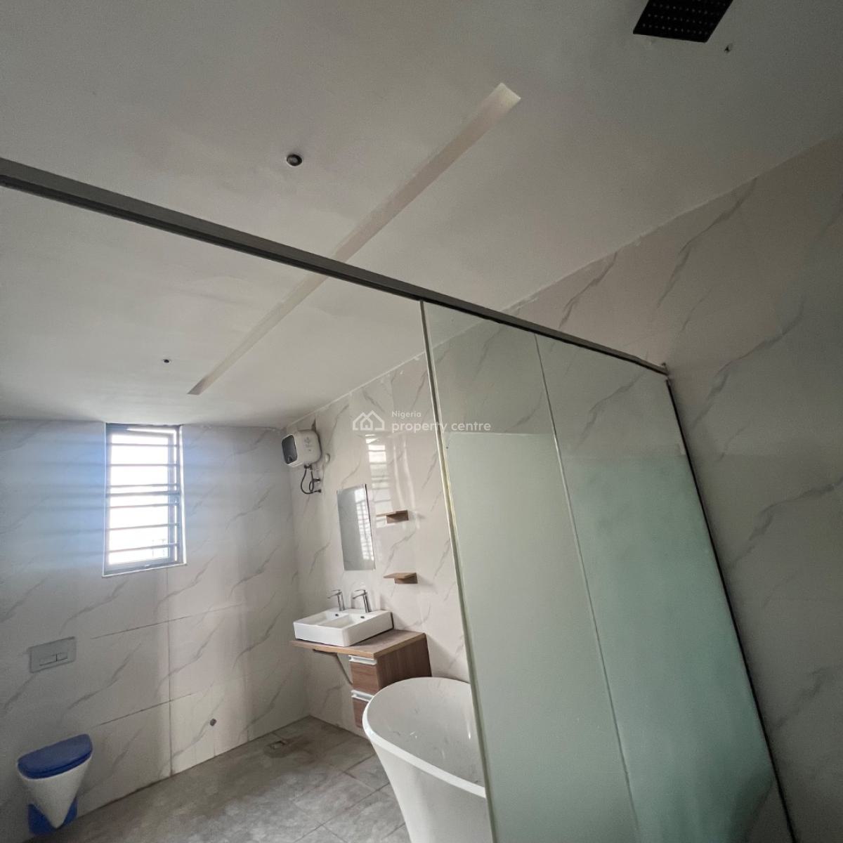 5 Bed&bq  20 Million, Lekki Phase 1, Lekki, Lagos, Semi-detached Duplex for Rent