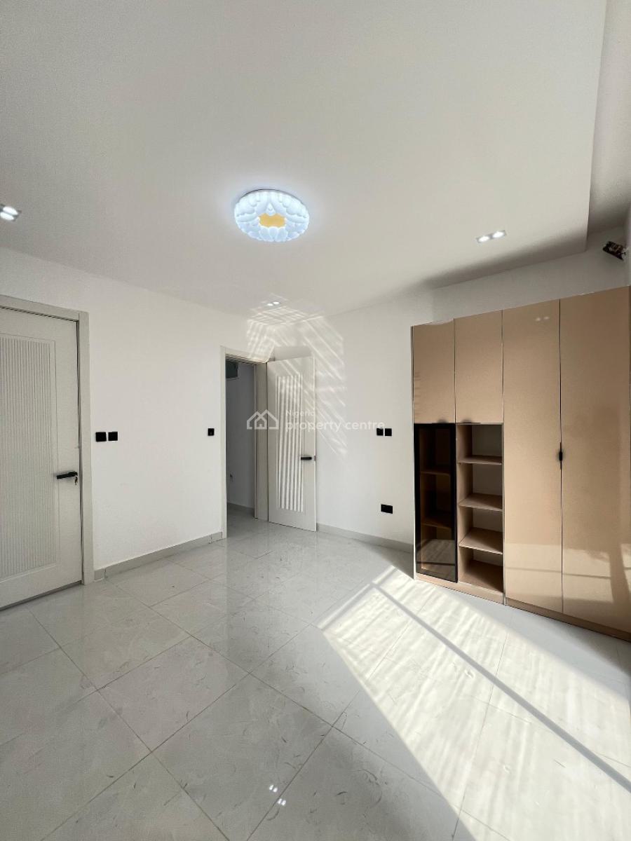 Fully Furnished 2 Bedroom Apartment Bedroom in a Serene Environment, Ologolo, Lekki, Lagos, Flat / Apartment for Sale