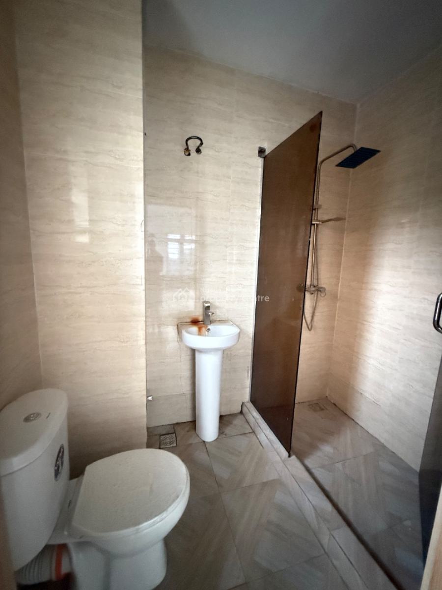 2 Bedroom Flat, Ogombo, Ajah, Lagos, Block of Flats for Sale