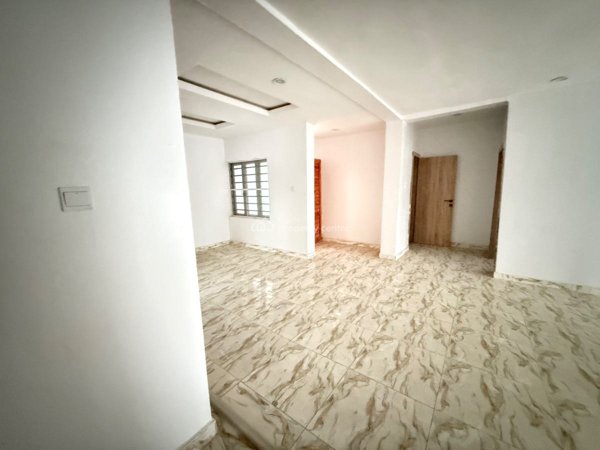 2 Bedroom Flat, Ogombo, Ajah, Lagos, Block of Flats for Sale