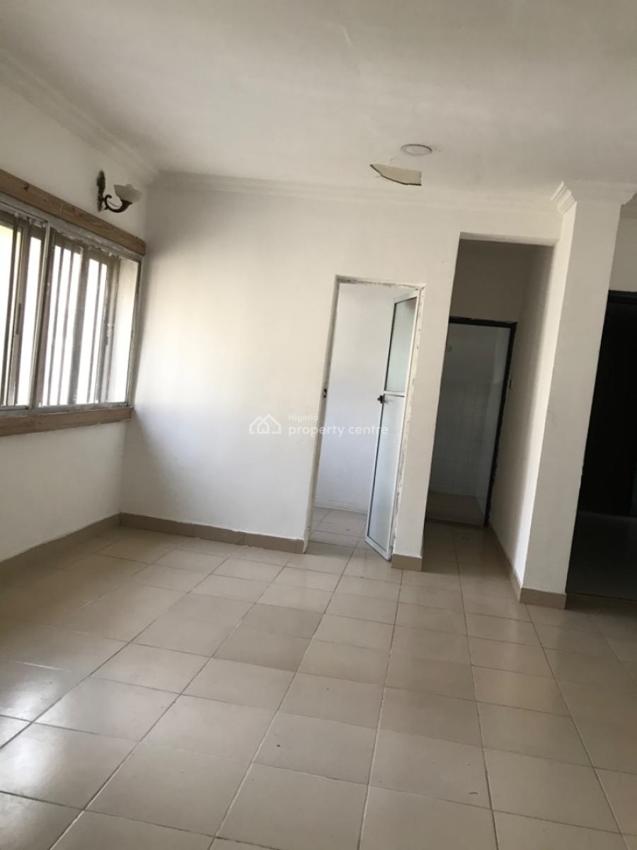 Very Standard Clean Room Self Contained @lekki Phase One, Lekki Phase 1, Lekki, Lagos, Self Contain (single Rooms) for Rent