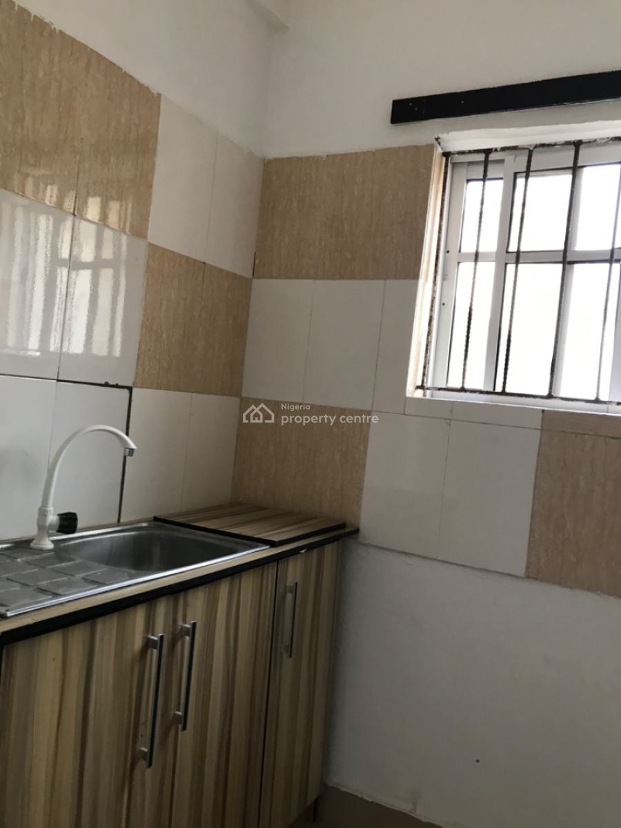 Very Standard Clean Room Self Contained @lekki Phase One, Lekki Phase 1, Lekki, Lagos, Self Contain (single Rooms) for Rent