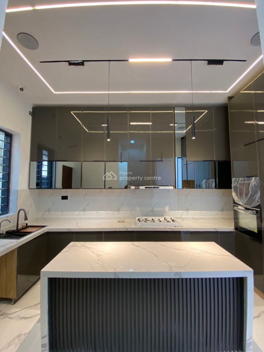 4 Bedroom, Osapa, Lekki, Lagos, Terraced Duplex for Sale