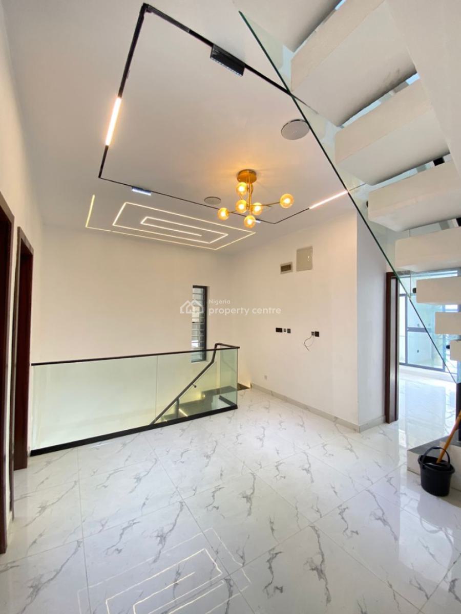 4 Bedroom, Osapa, Lekki, Lagos, Terraced Duplex for Sale