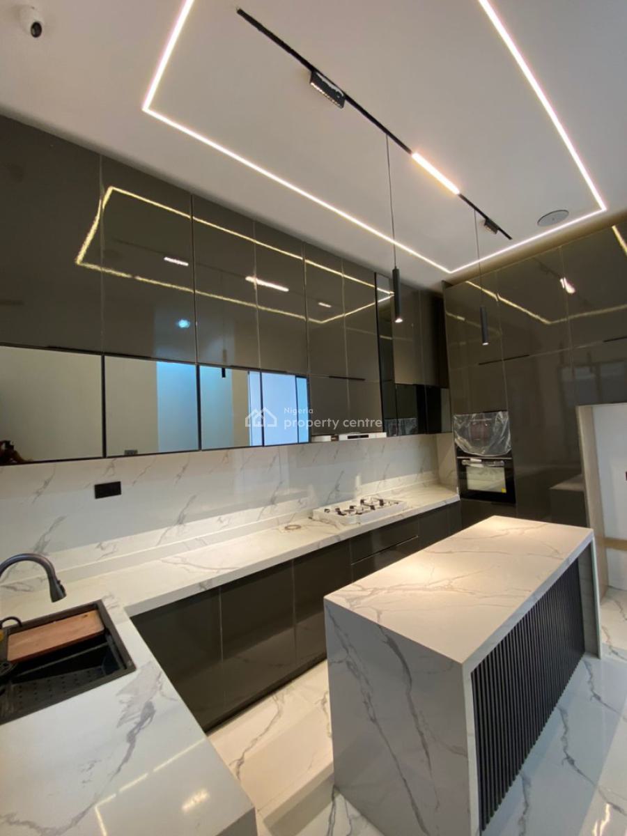 4 Bedroom, Osapa, Lekki, Lagos, Terraced Duplex for Sale