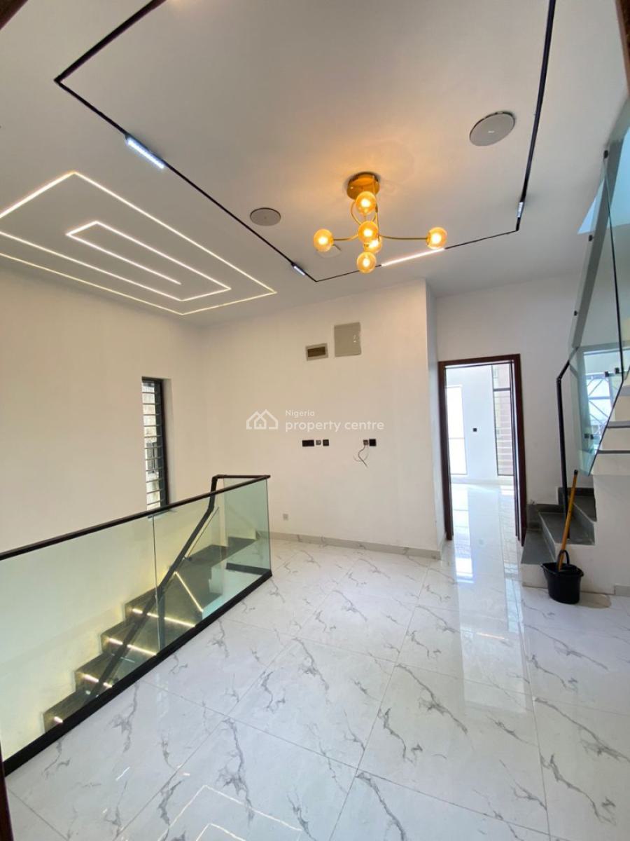 4 Bedroom, Osapa, Lekki, Lagos, Terraced Duplex for Sale