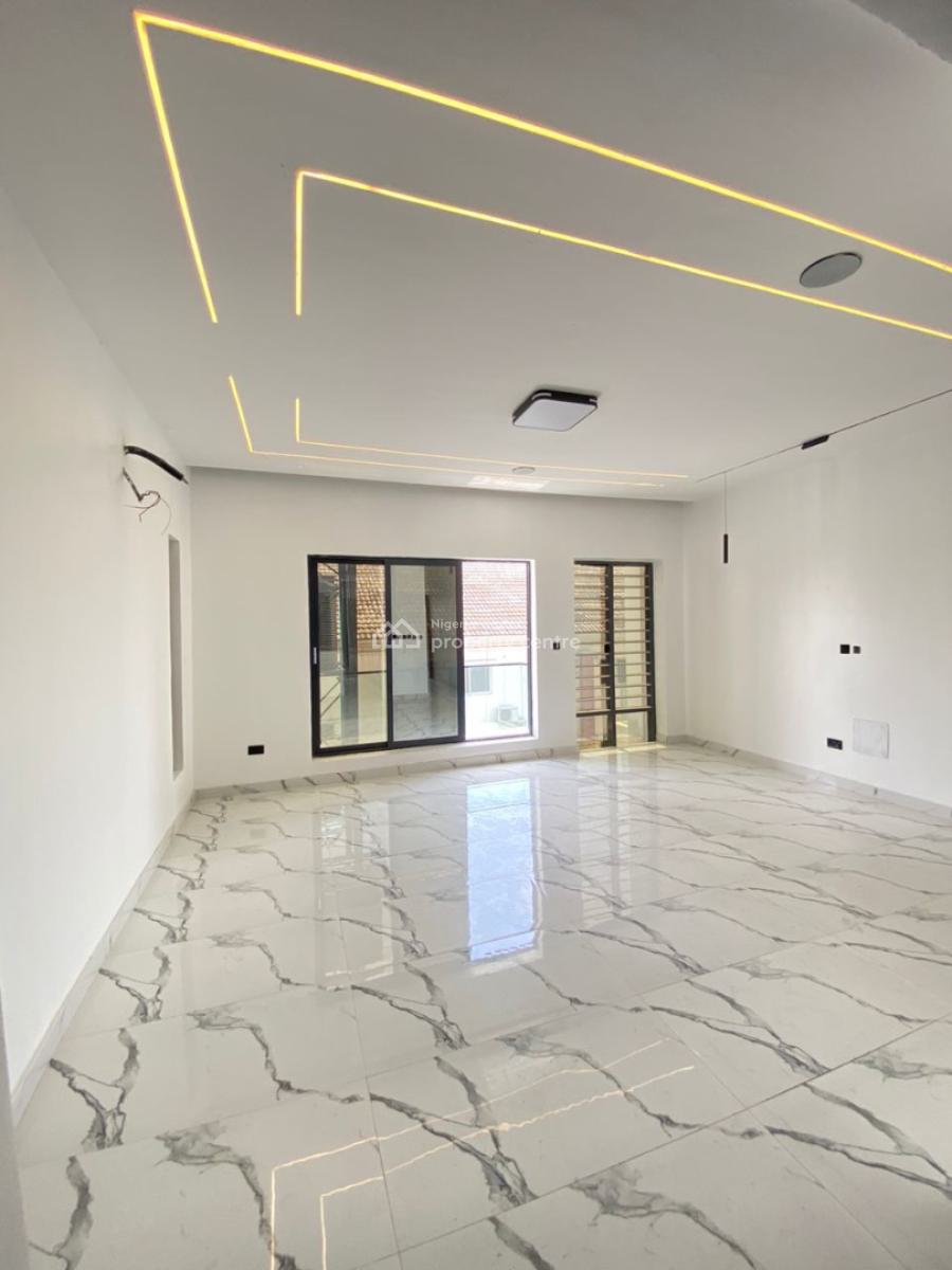 4 Bedroom, Osapa, Lekki, Lagos, Terraced Duplex for Sale