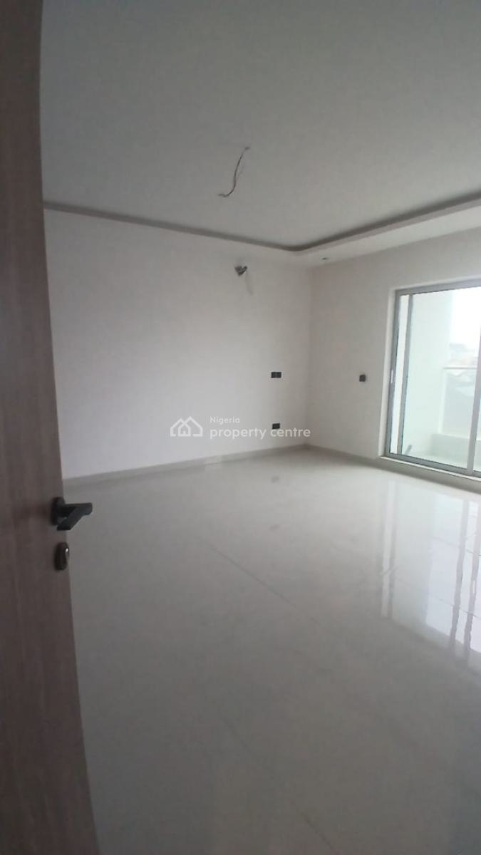 Luxury Newly Built 2 Bedroom Service Apartment, Lekki Phase 1, Lekki, Lagos, Flat / Apartment for Sale