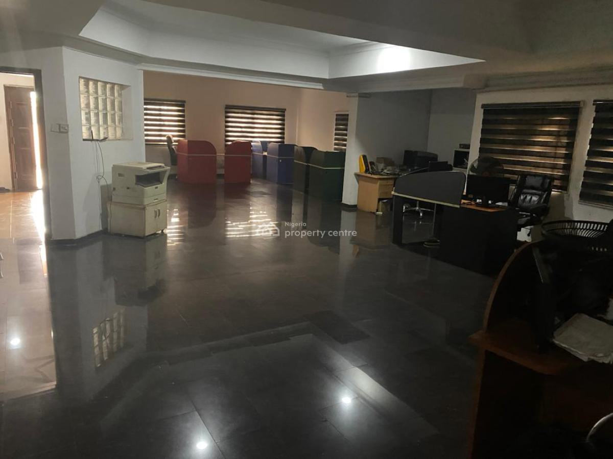 6 Bedroom Detached House with 2 Bedroom Mini Flat Bq, Gbagada, Lagos, Detached Duplex for Rent