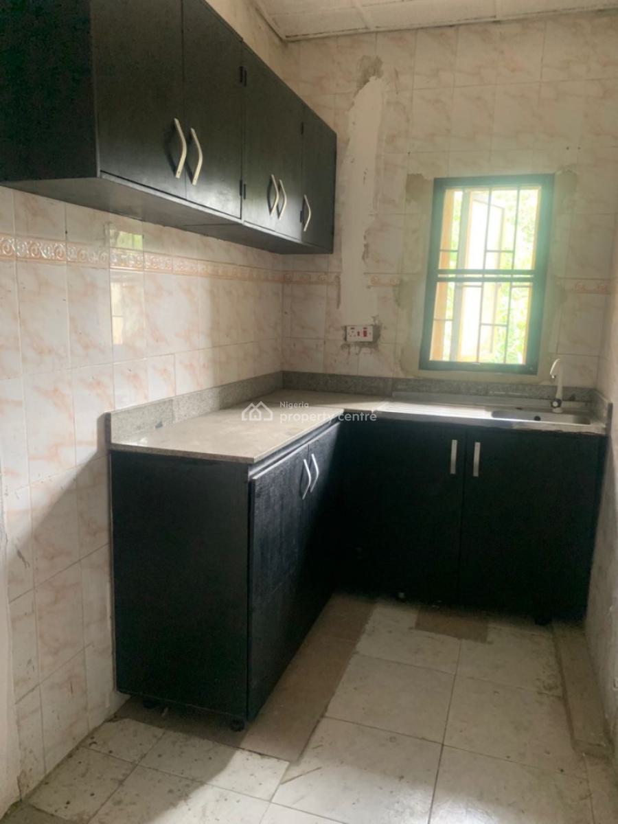 Self Serviced 2bedroom Apartment, Thomas Estate, Ajah, Lagos, Flat / Apartment for Rent