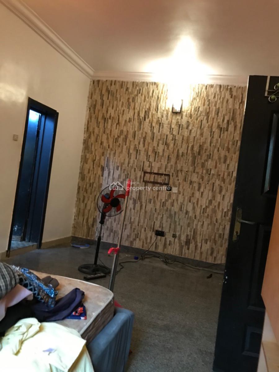 Very Massive Mini Flat in Estate @lekki Phase One, Lekki Phase 1, Lekki, Lagos, Mini Flat (room and Parlour) for Rent